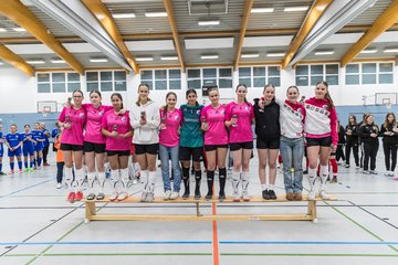 Bild 41 - B-Juniorinnen 2 Loewinnen Cup